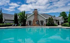 Luxury Style Unit 8 Min To The Atlanta Airport.